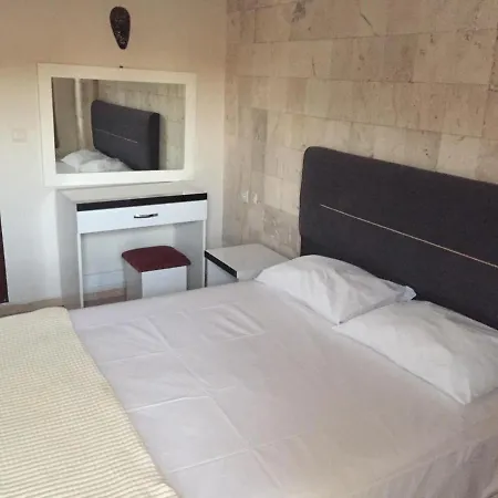 Safari Suit N-11 Apartamento Side